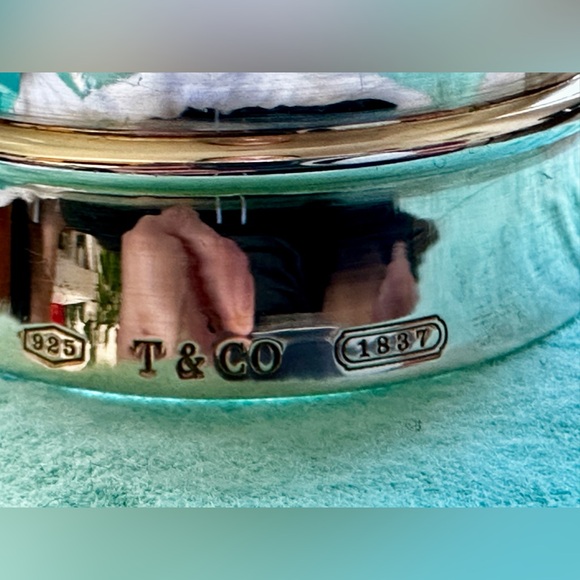 Tiffany Open Hinged 1837 Bracelet - Picture 6 of 8